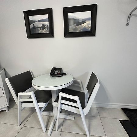 Motel Le Refuge Sherbrooke Esterno foto