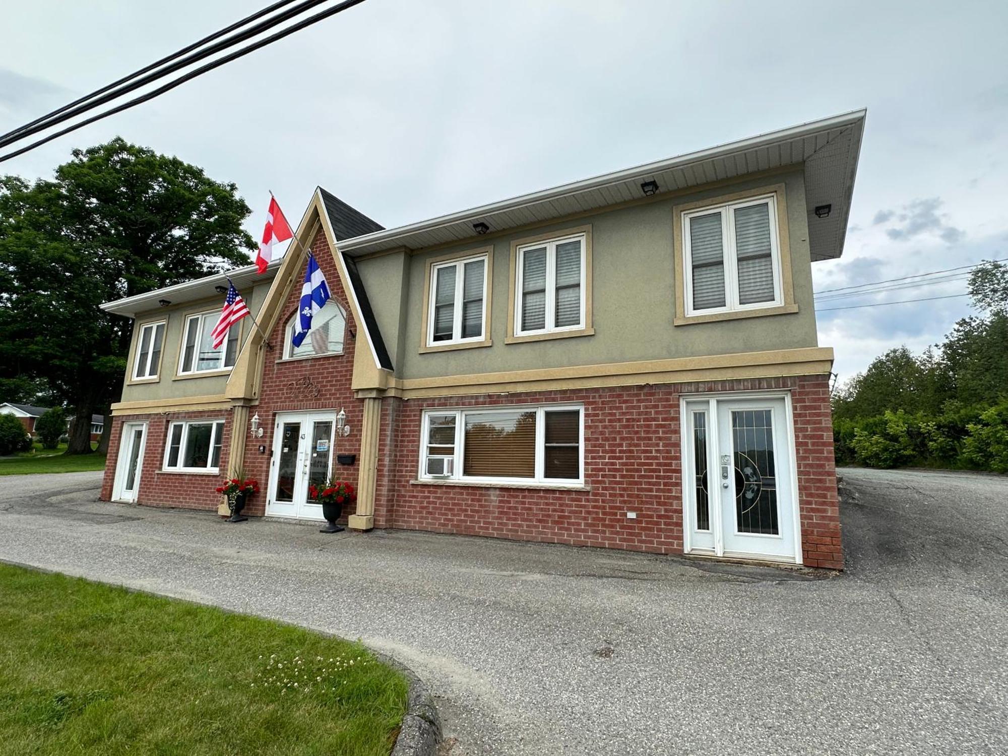Motel Le Refuge Sherbrooke Esterno foto
