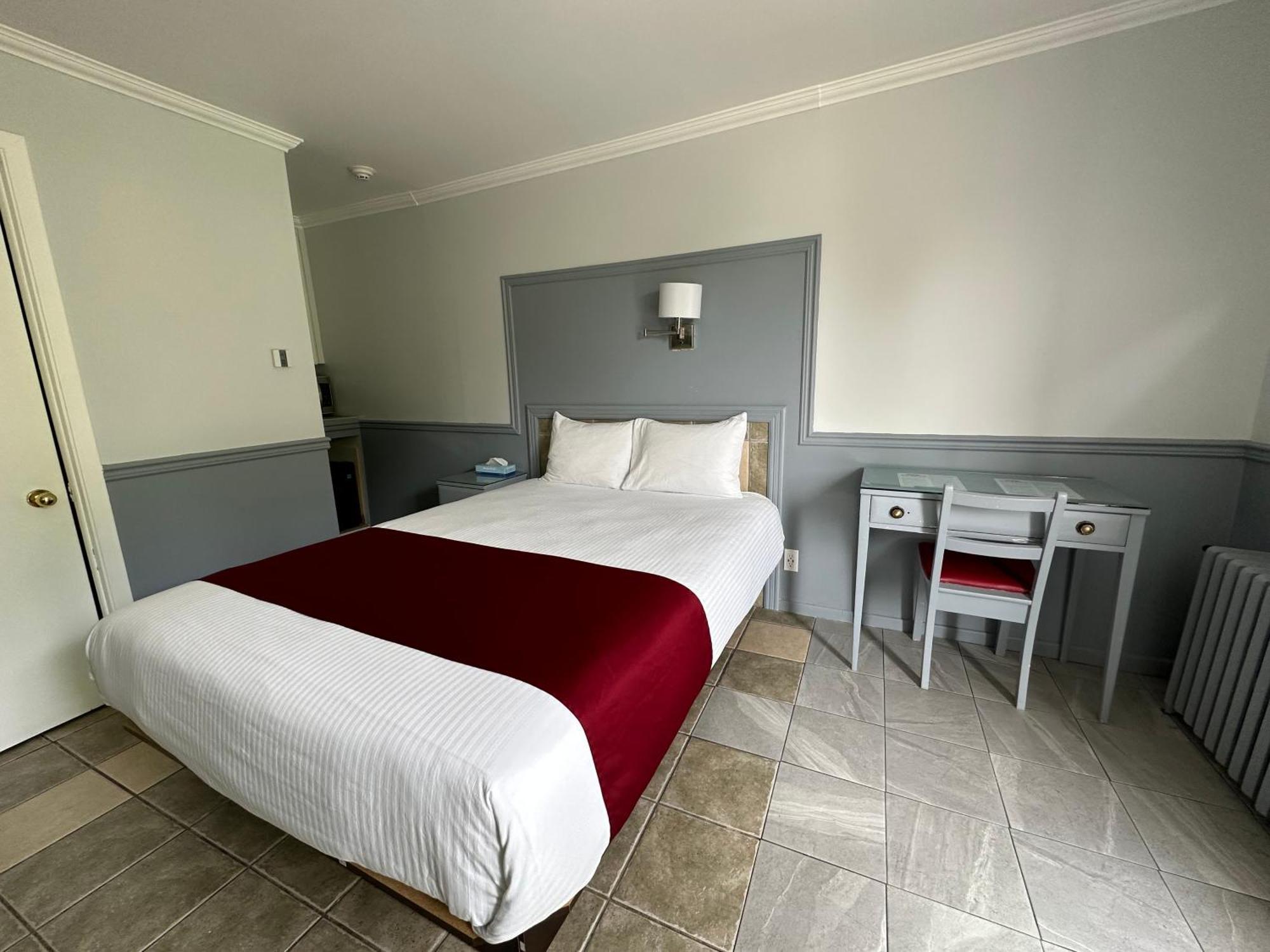 Motel Le Refuge Sherbrooke Esterno foto