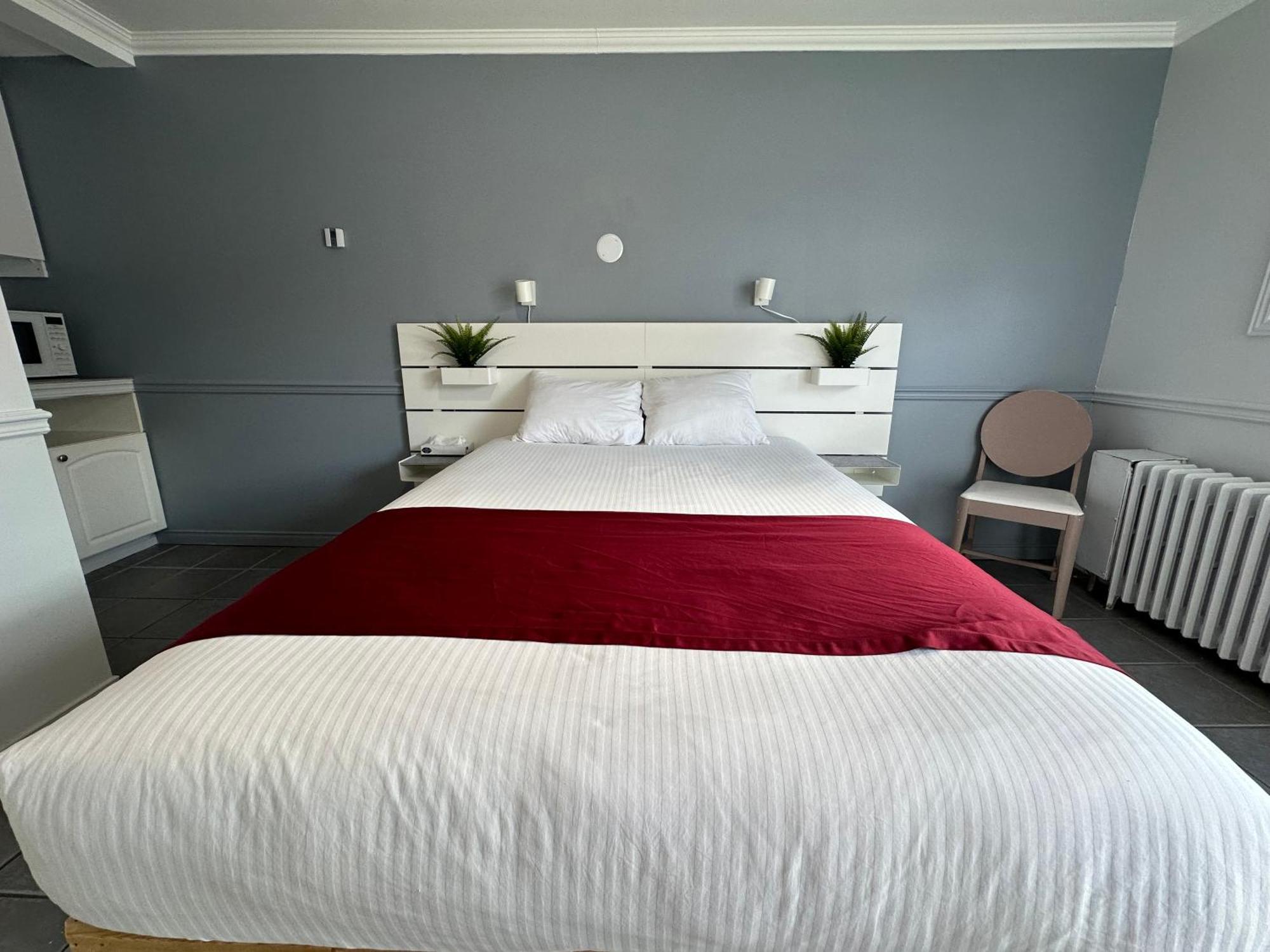 Motel Le Refuge Sherbrooke Esterno foto