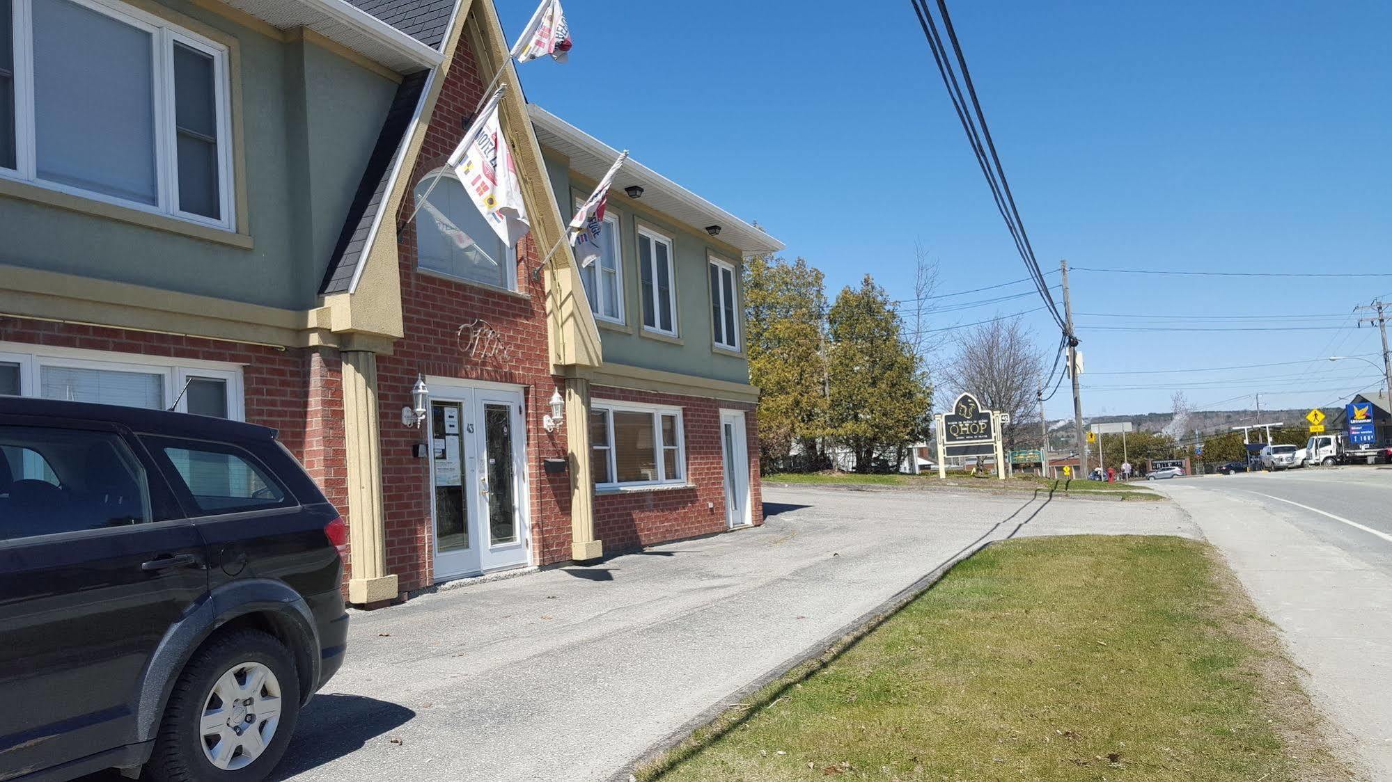 Motel Le Refuge Sherbrooke Esterno foto